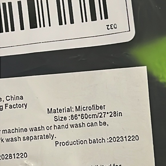 Two poncho style kids towels bundle - Picture 7 of 10